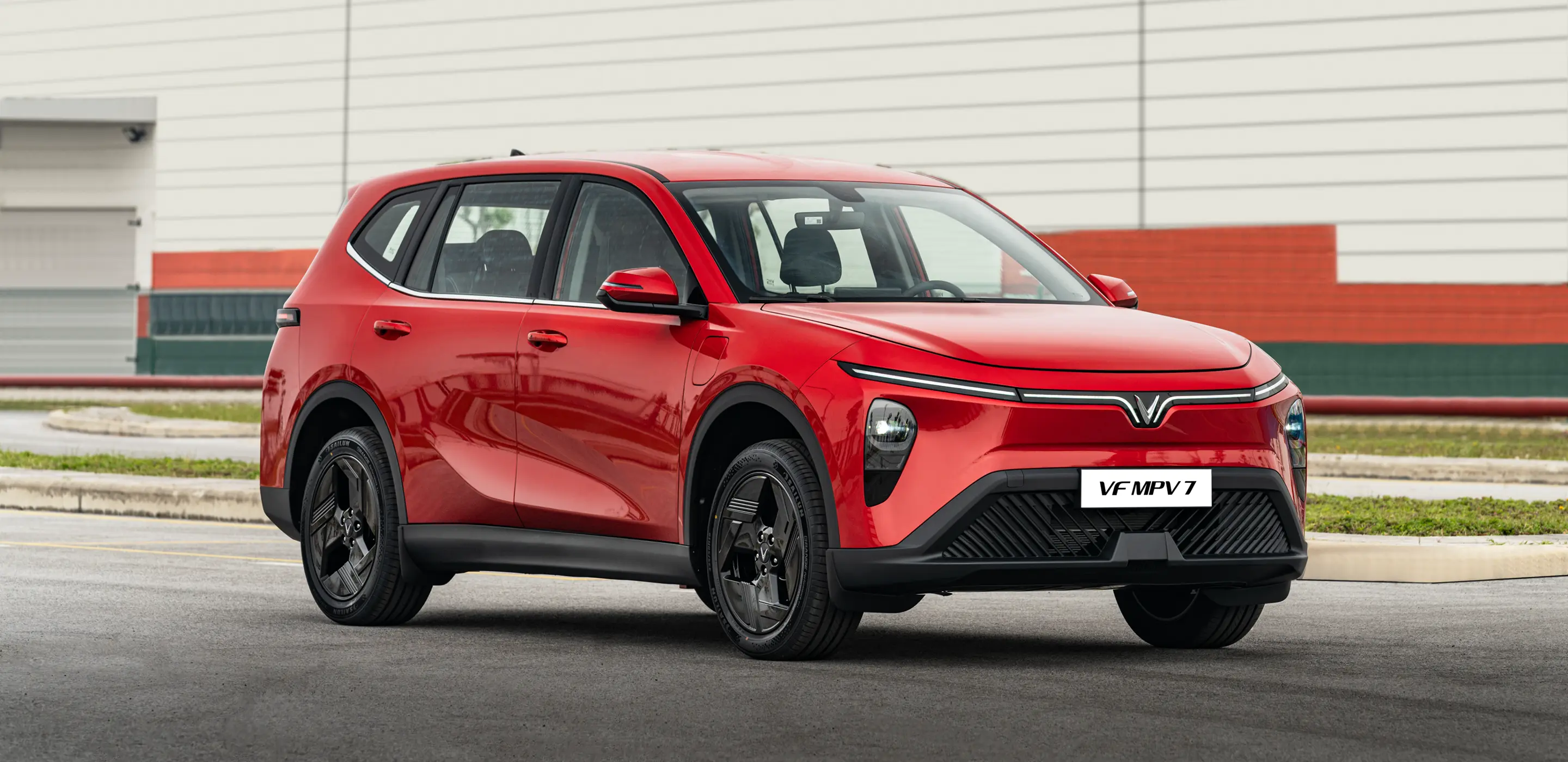 VinFast VF MPV 7 | Mẫu xe điện 7 chỗ cao cấp