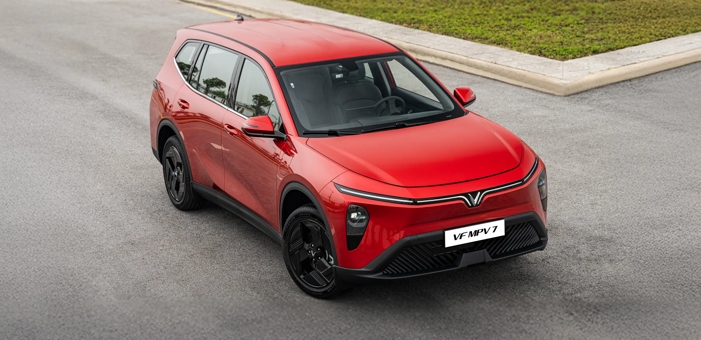 VinFast VF MPV 7 | Mẫu xe điện 7 chỗ cao cấp